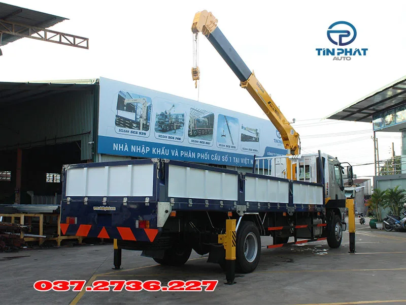 xe chenglong 2 chân cẩu 5 tấn soosan báo giá tốt nhất