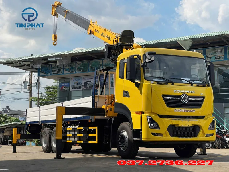 xe dongfeng 3 chân gắn cẩu 8 tấn soosan SCS746 báo giá rẻ nhất miền nam