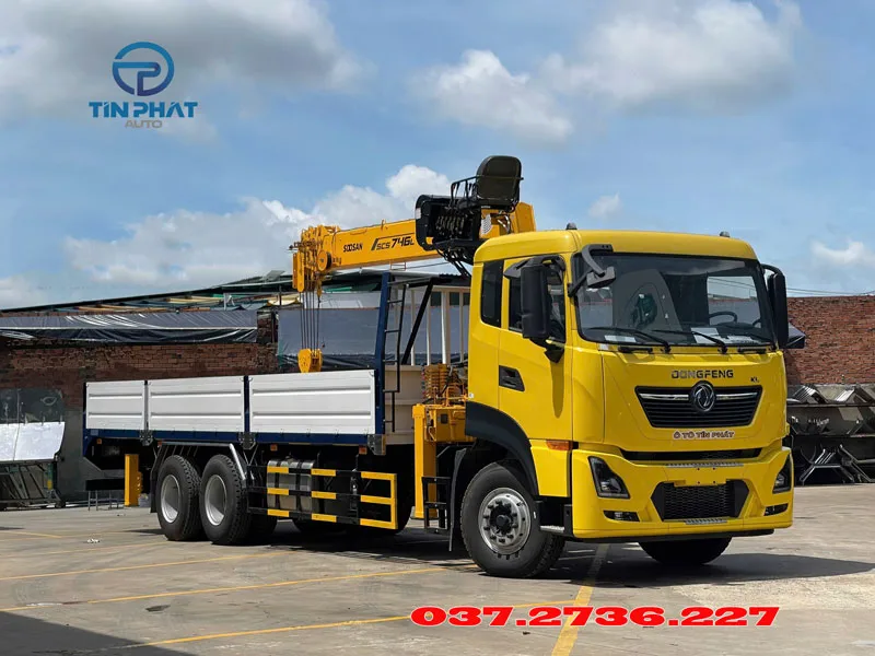 xe dongfeng 3 chân cẩu 8 tấn soosan scs746 8 tấn 6 đoạn