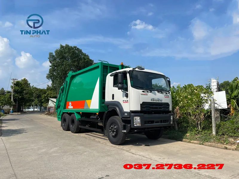 xe ép rác 22 khối isuzu FVZ1500 cabin màu trắng thùng xanh