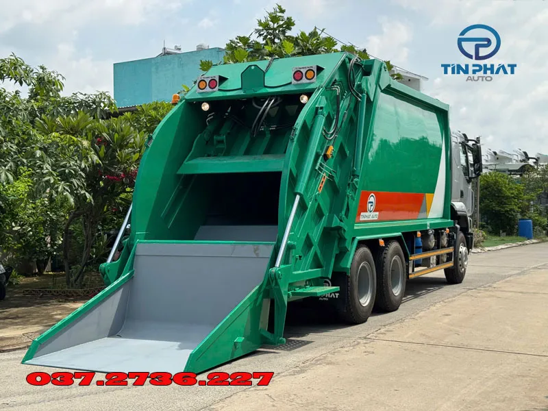 Xe ép rác 24 khối chenglong 3 chân máng xúc