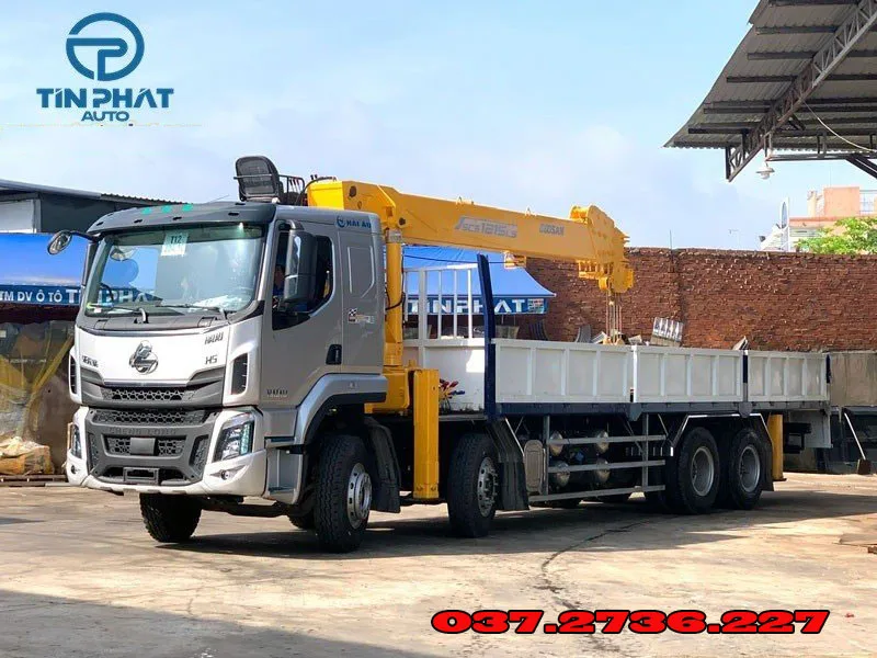 xe tải chenglong 4 chân cẩu 12 tấn soosan scs1215 mới nhất