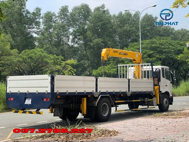 xe tải ud 2 chân cẩu 5 tấn soosan số 1 Hàn Quốc