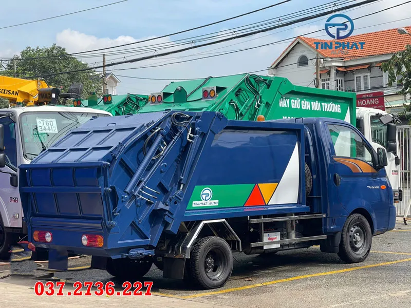 xe ép rác 2 khối hyundai h150 cuốn ép rác máng xúc 