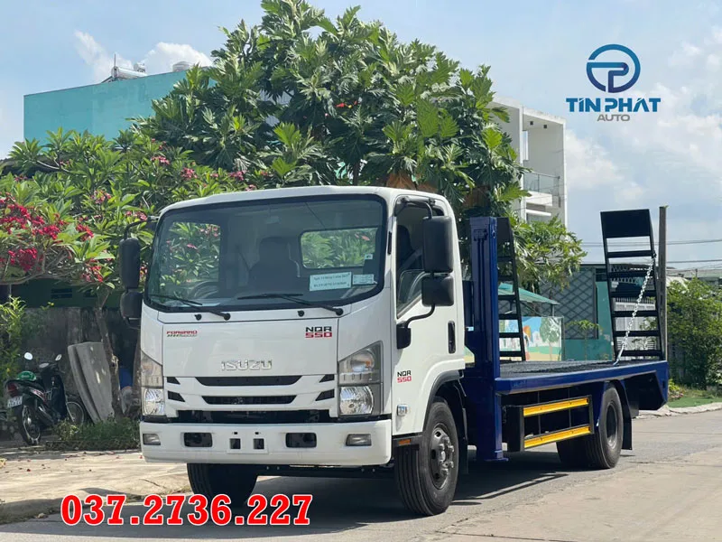 xe nâng đầu chở máy công trình 5 tấn isuzu