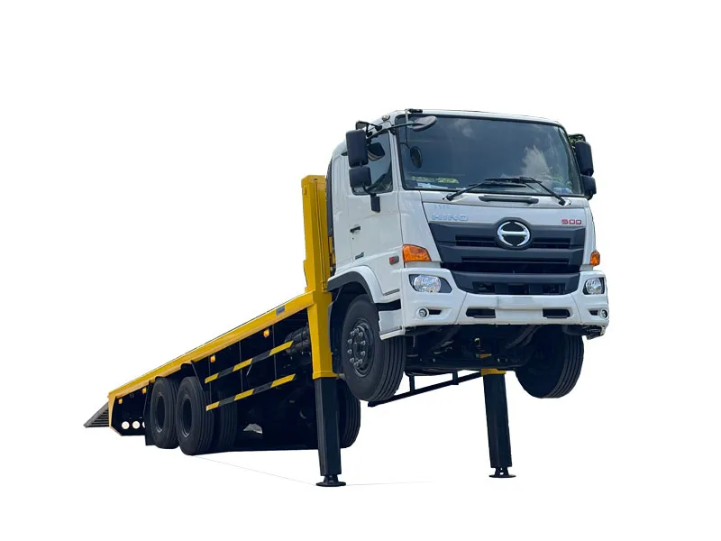 xe 3 chân nâng đầu chở máy công trình