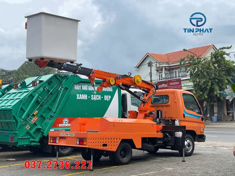 xe nâng người làm việc trên cao hyundai n250 bán kính làm việc 12m