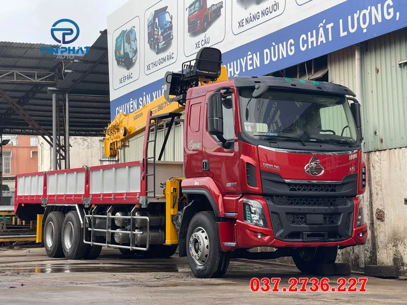 giá xe chenglong 3 chân gắn cẩu 8 tấn soosan 