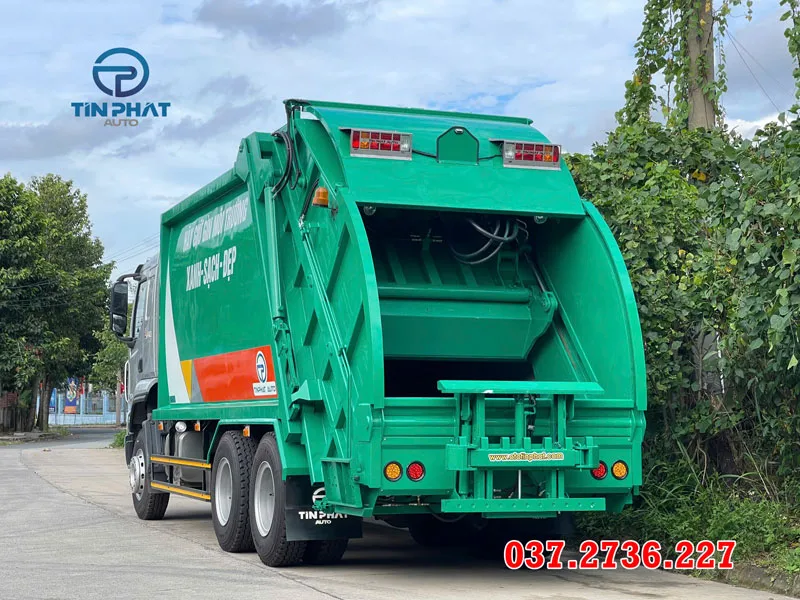 xe ép rác 22 khối chenglong h5 kiểu nâng cặp đa năng tiện lợi