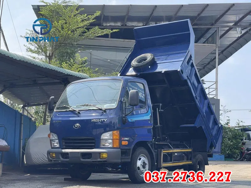 xe ben 2 khối hyundai N250 ben tự đổ có sẳn giao ngay