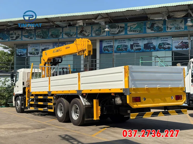 xe Hino FM gắn cẩu Soosan 8 tấn 7 khúc thùng dài 7950 x 2360 x 650 mm 