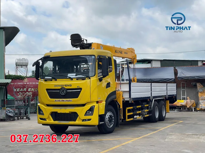 xe tải gắn cẩu 8 tấn: Dongfeng 3 chân gắn cẩu Soosan 8 tấn