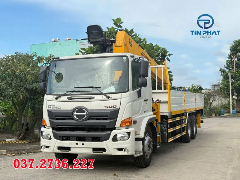 Xe tải gắn cẩu 8 tấn: Hino FM gắn cẩu Soosan 8 tấn